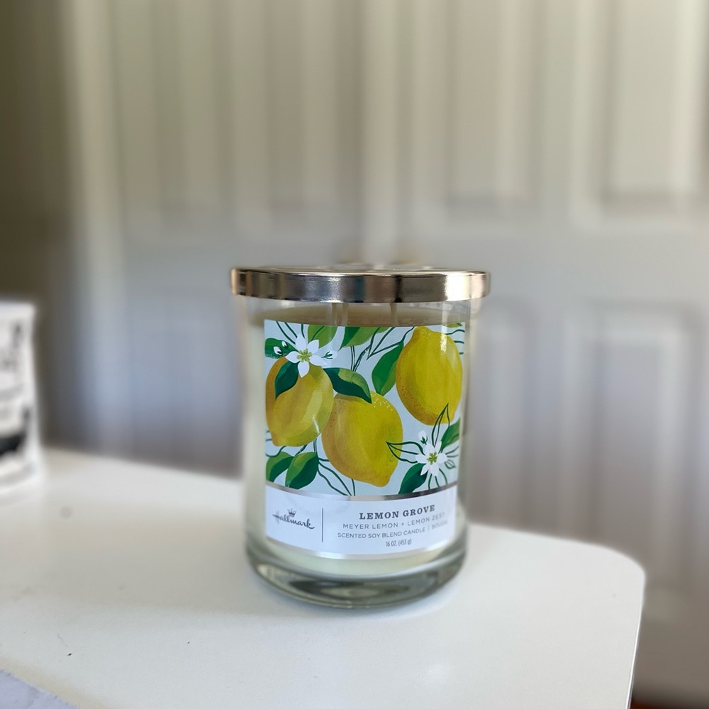 Large Lemon Grove Scented Candle